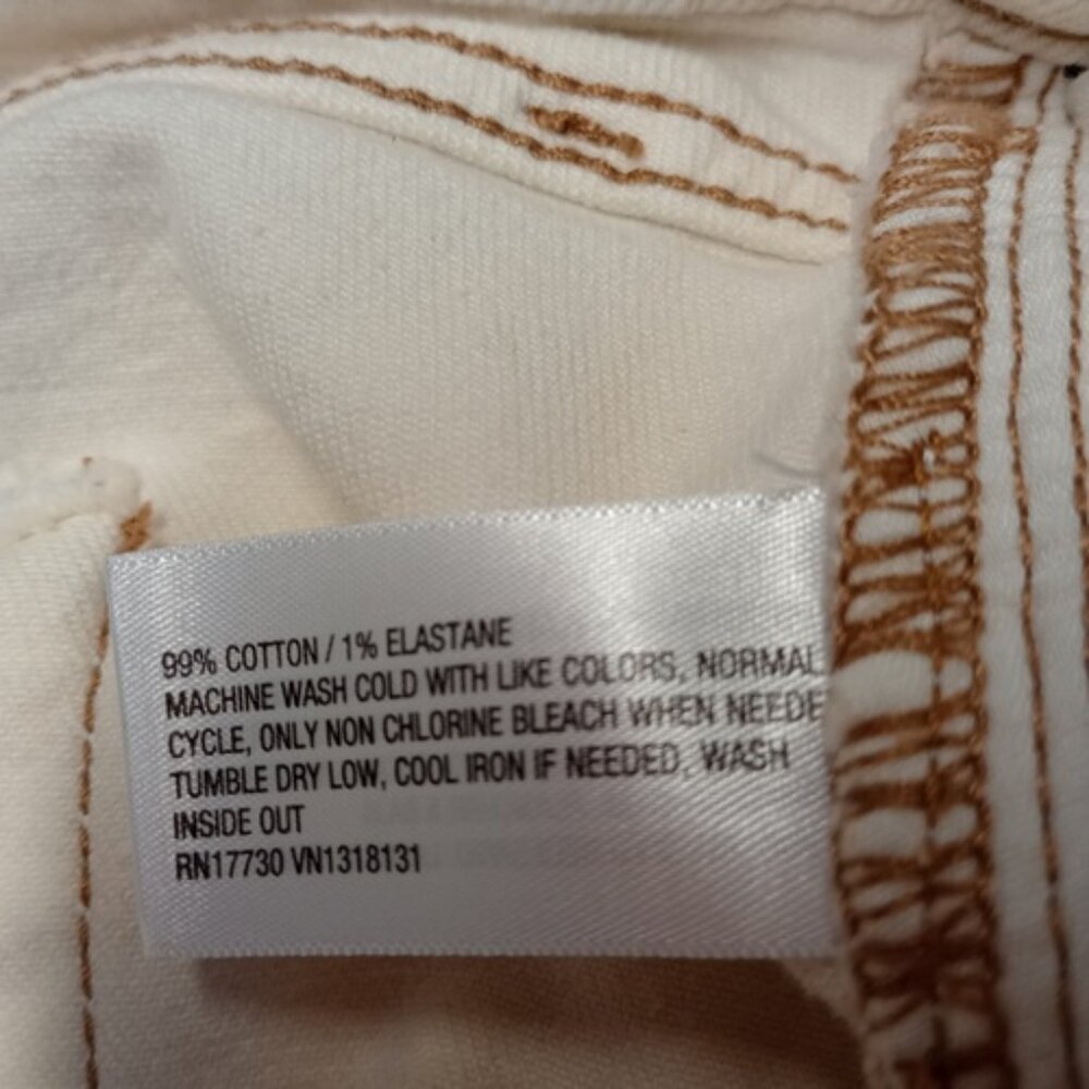 Women's High-Rise Rolled Cuff Jean Shorts - Wild Fable Off-White 12 NWT - Picture 7 of 11